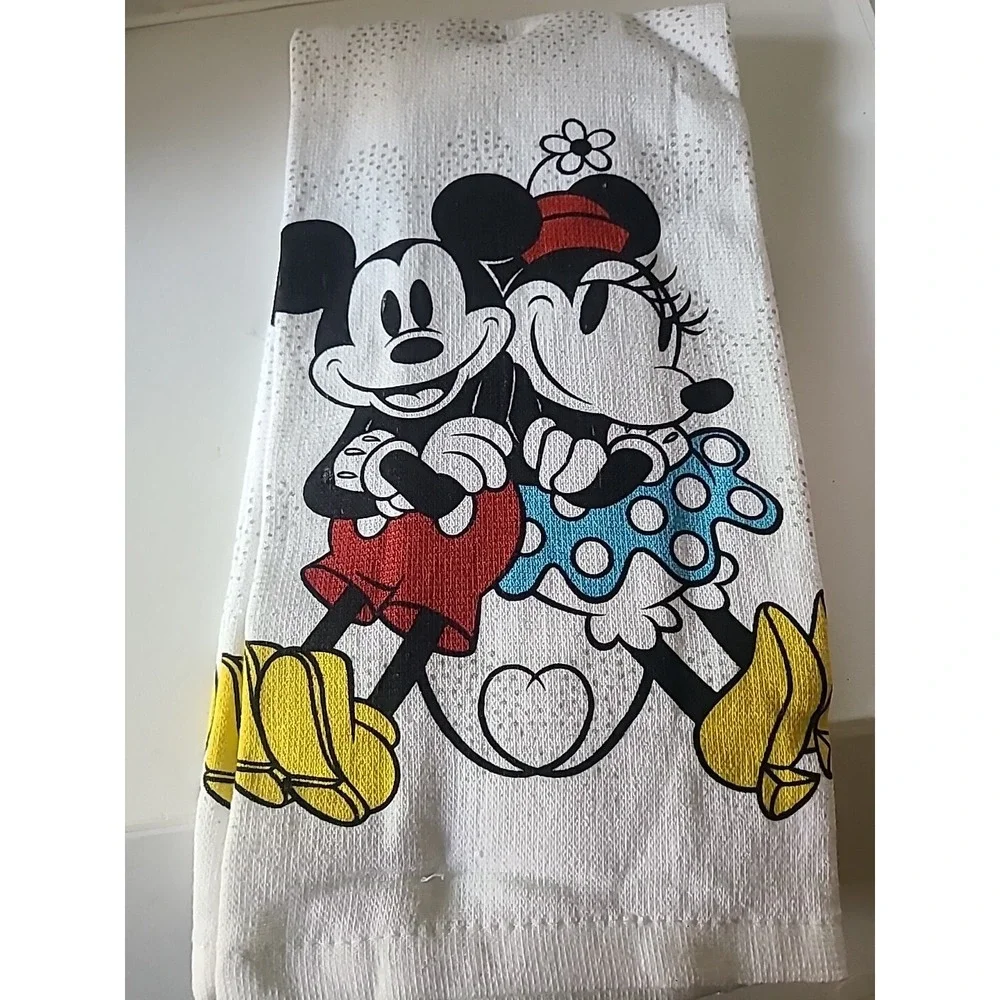 Disney NEW Mickey and Minnie Mouse 2 PACK KITCHEN TOWELS Color  100% Cotton